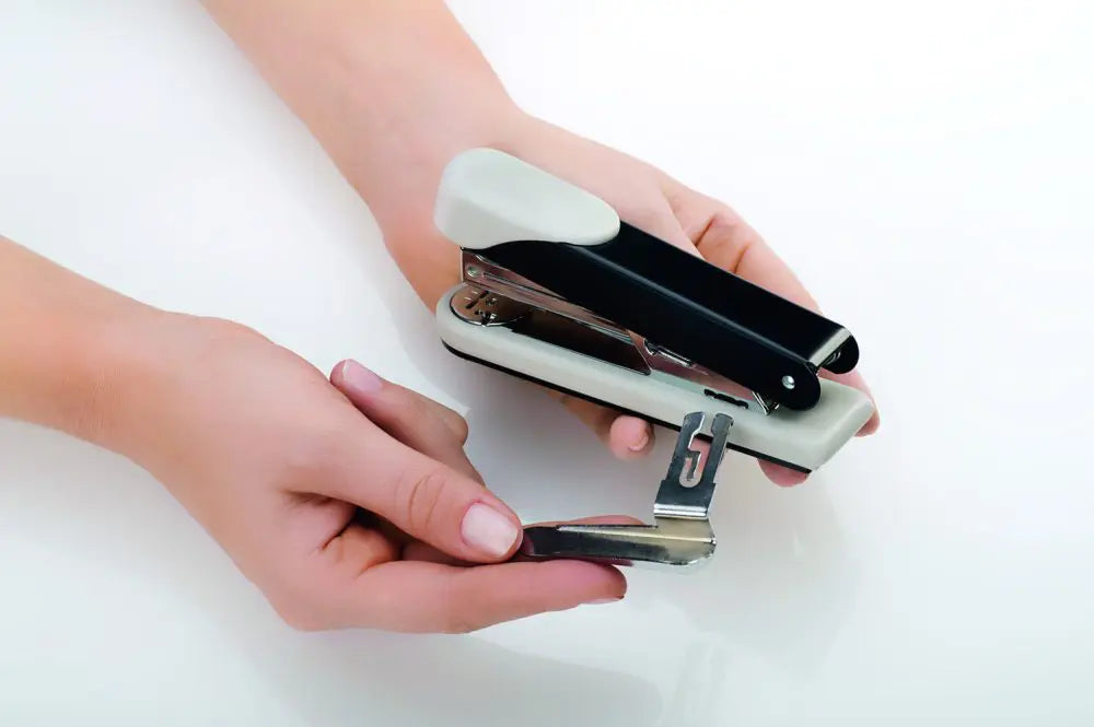 Novus Stabil Stapler 24/6, 26/6 With Staple Remover 30 Sheets - Συρραπτικό