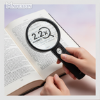 Deli E9090 Magnifier - Lifestyle Hands
